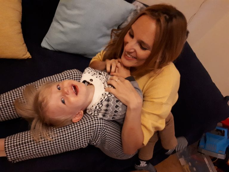 Zsolya, anya lelécel