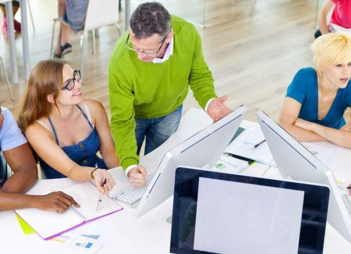 Összeszokott csapat - nem mindenki szereti a home officet.