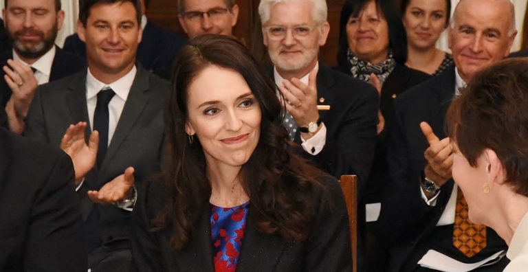 Jacinda Ardern-lemondás
