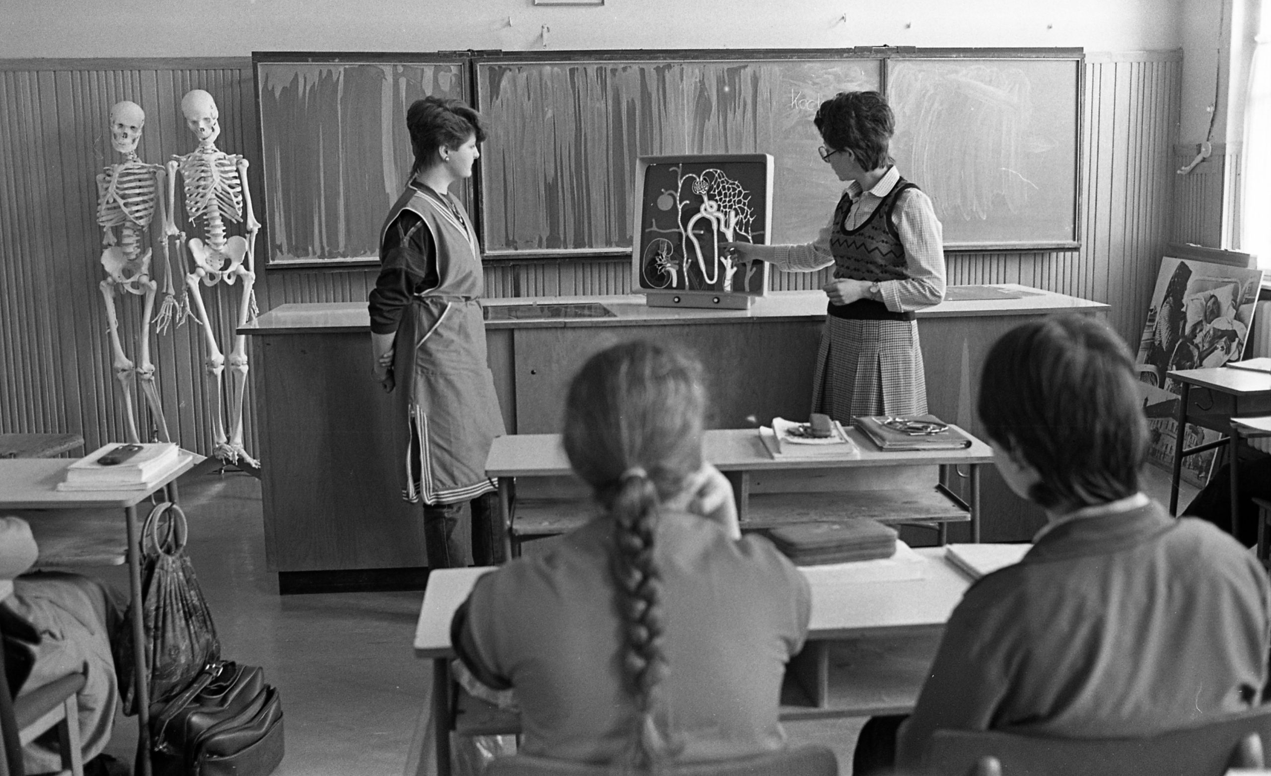 Budapest, Kossuth Zsuzsa Egészségügyi Szakközépiskola 1984. Fortepan / Urbán Tamás