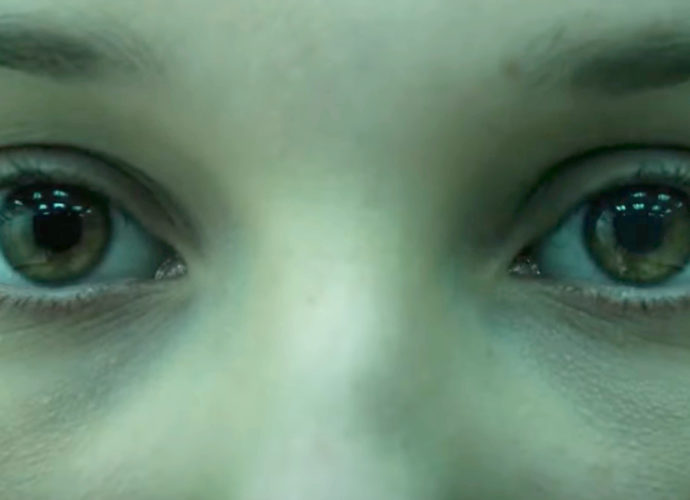 stranger things képjelenet szemek