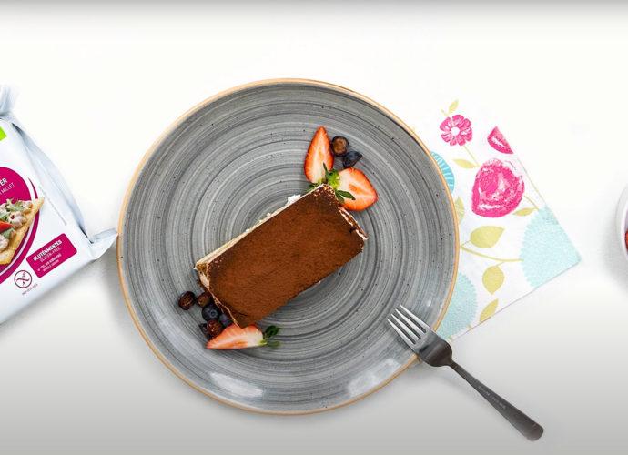 Tiramisu extrudált kenyérrel.