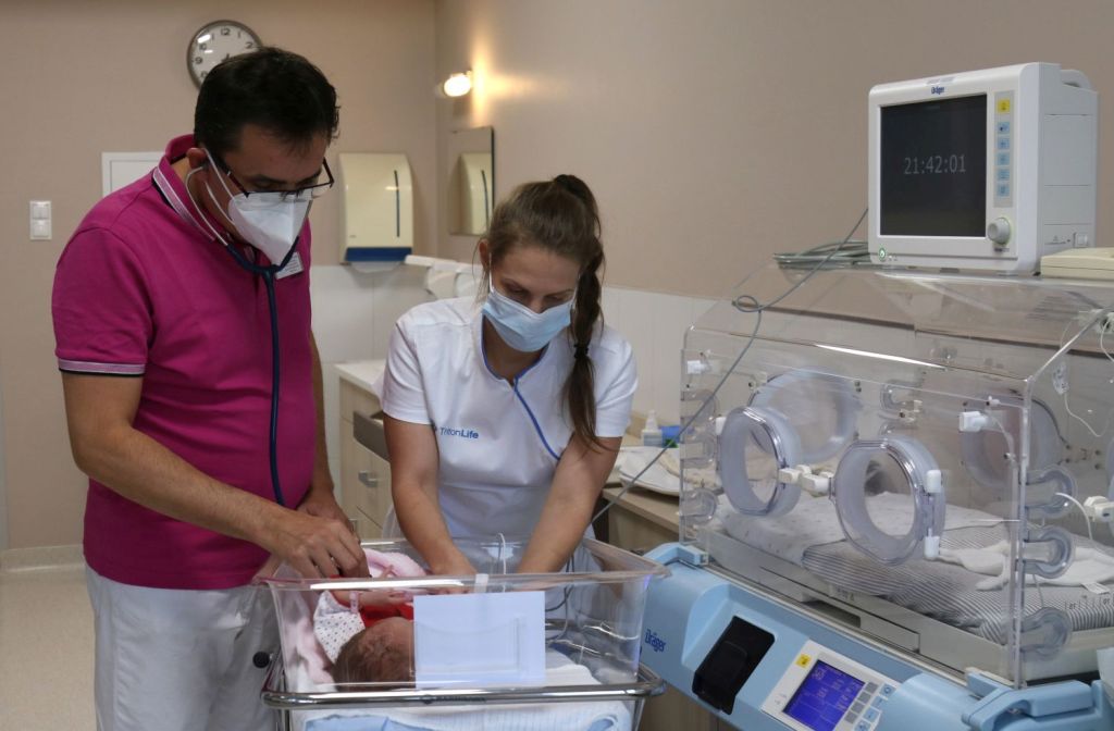 dr. Kocsis István főorvos, koraszülött, PIC, Triton