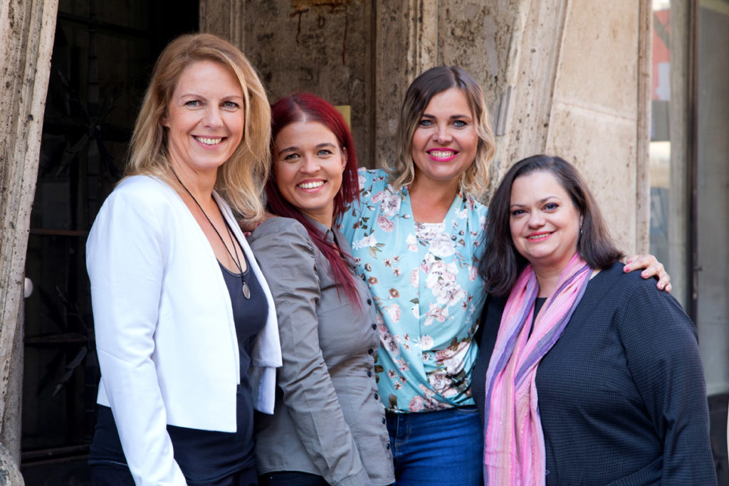 Változz velünk Anyukám!