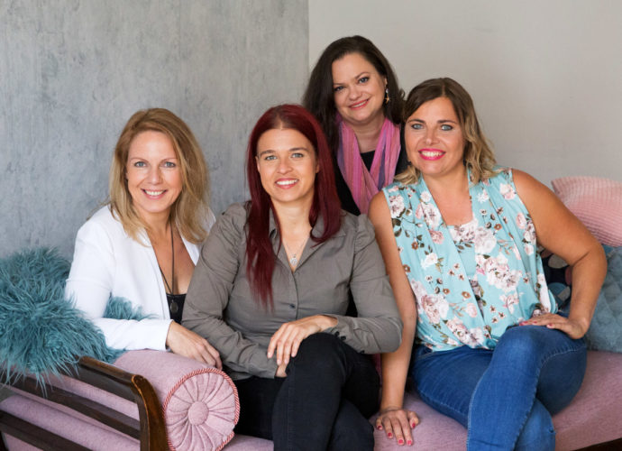 változz velünk, anyukám