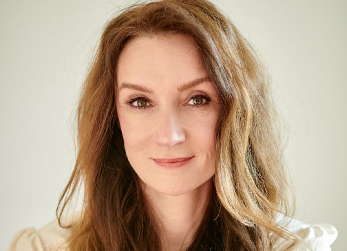 ugron zsolna-podcast-könyv