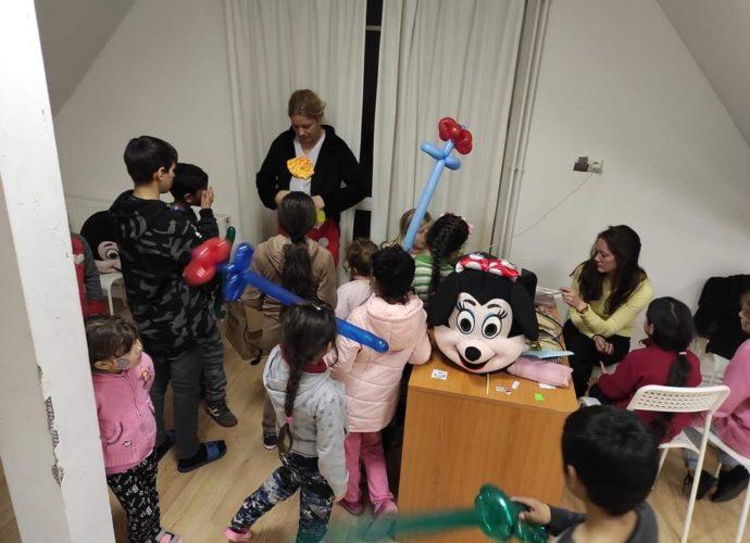 animatorok-menekült-gyerekek