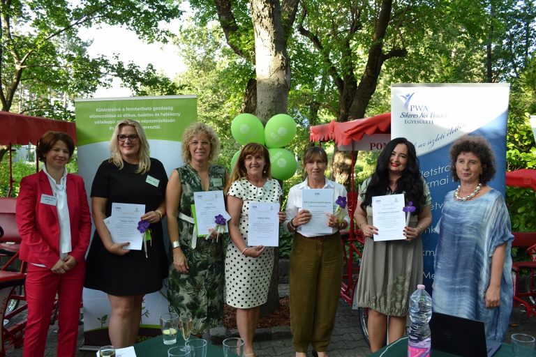 történet-sikeres nők