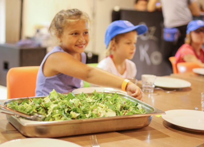 Bátor Tábor, Bátor Sali, Eisberg