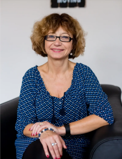 középkorú-munkavállaló-Juhos Andrea