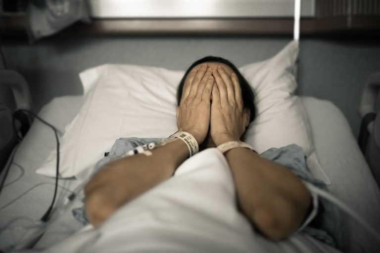 sürgősségi-egészségügy-pokoljárás