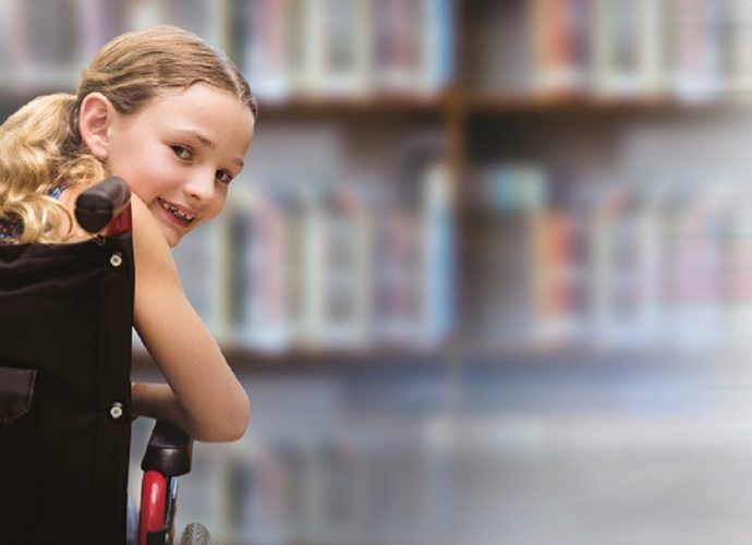 Fröhlich Viola-mozgássérült