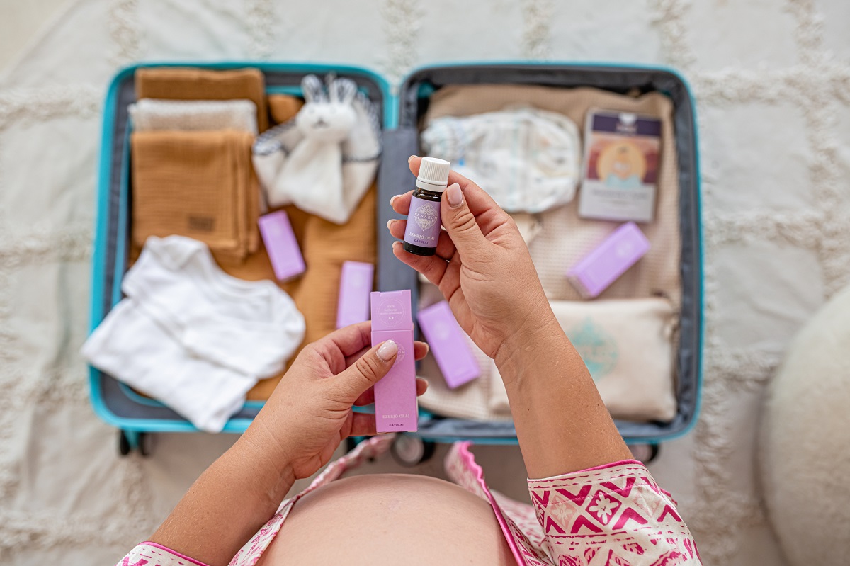 Feller Adrienne-olaj-szülés