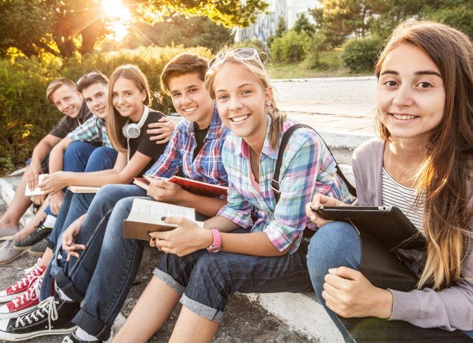 kamasz, beszélgetés, szülők