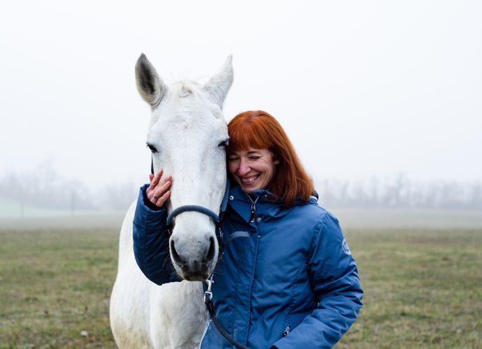 Csiszer Csilla-Lovas Kapcsolatok