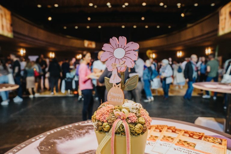 csak a mentes-húsvét