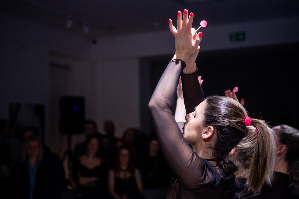 urbanerotika_finiszazs_tancbemutato (1)