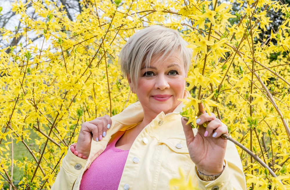 Fekete Zsuzsa, váltás