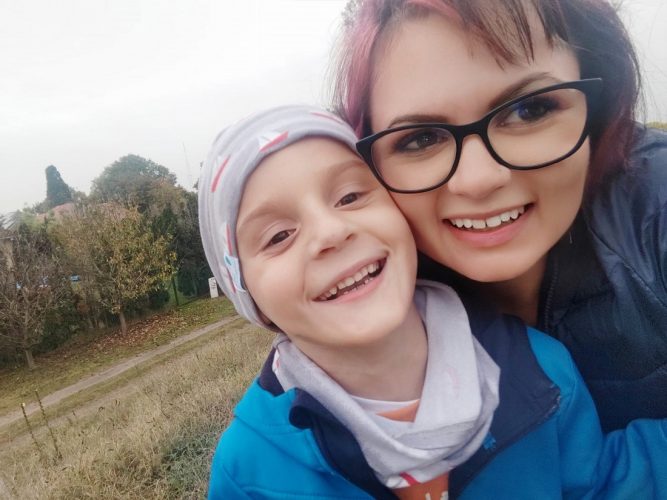 autista fiú anyukája