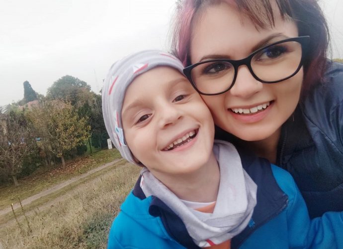 autista fiú anyukája