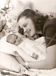 Tolnay Klári és lánya, Zsuzsi