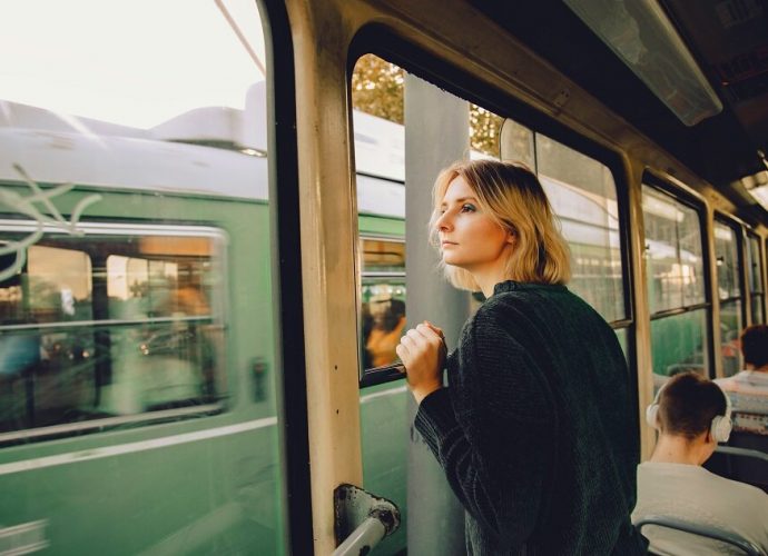 hála vonat-állomás novella