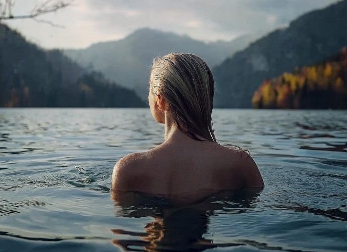 nő, hasított bőr, változás, novella, nőiváltó