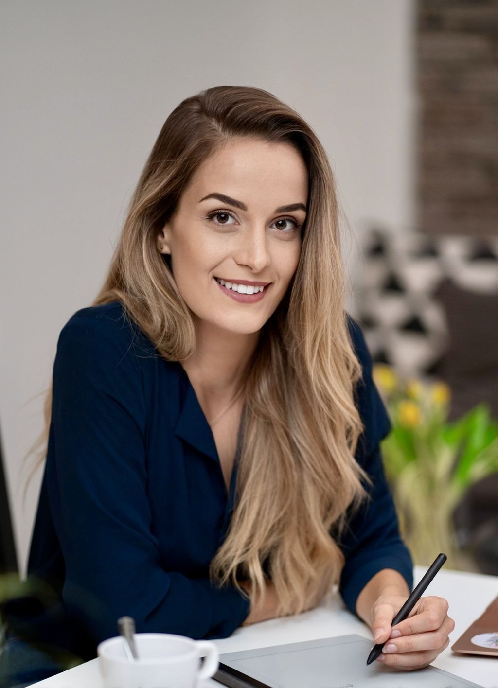 Ronga Lilla, The Bright Academy, Női Váltó