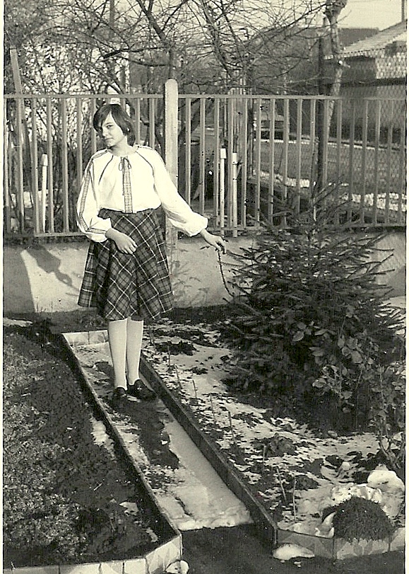 csavarokat, Ila Krisztina