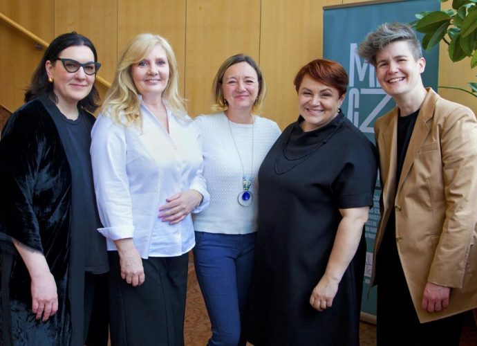 Női Váltó Fesztivál sajtótörténet, főszerkesztők, összefogás