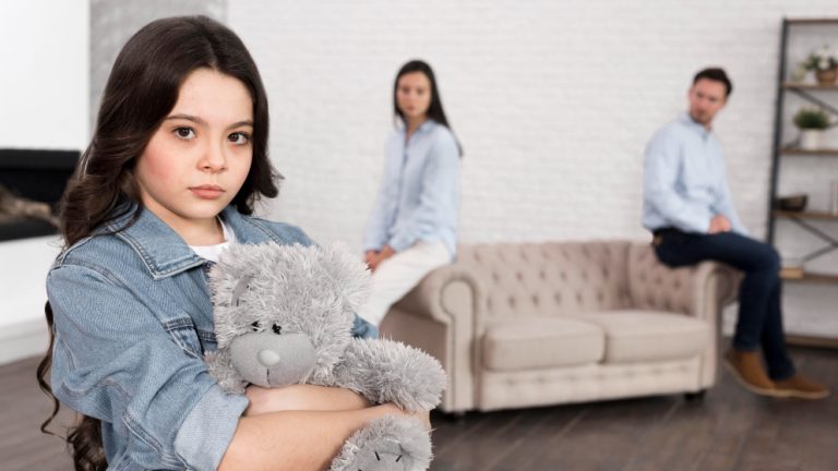 bántalmazó kapcsolat