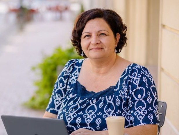 Pozsgai Kitti, kommunikációs szakértő, SEO és LMO