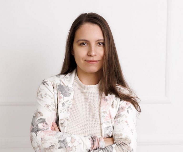 Szimjon Timi online hirdetési szakértő