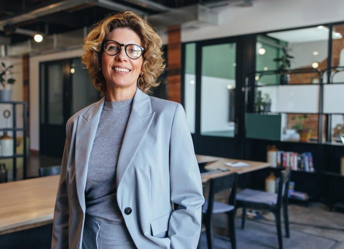 bérkülömbség, ingyen dolgozunk