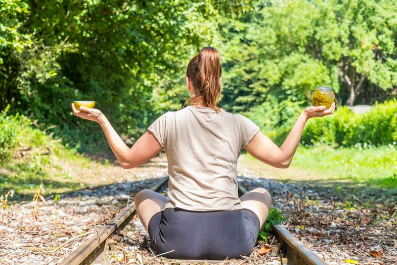 Egy csepp erdő - erdei italok könyve, Gyulai Évi