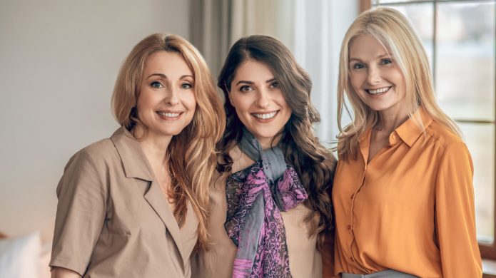 bezzeganyák, nők, támogatás