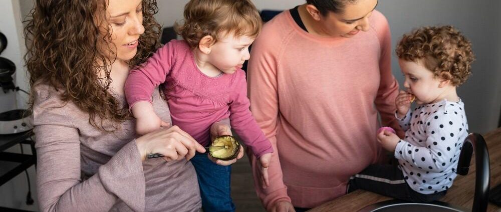 házimunka alváshiány, anyák2 (1)