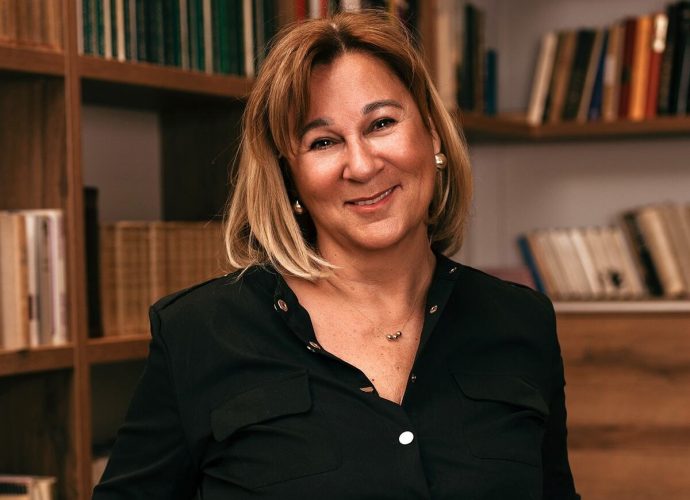 Mihalik Zsuzsa, AYCM