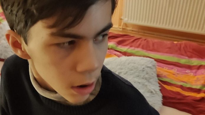 autizmus, Álmos,autista